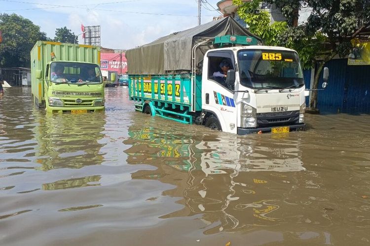 BPBD Bandung Petakan 8 Desa Rawan Banjir Bandang dan Longsor Jelang Musim Hujan