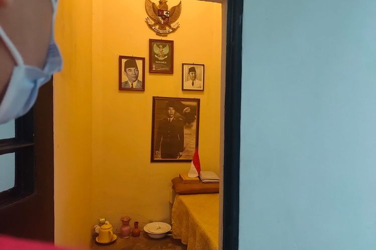 Kamar di mana Presiden Pertama RI sekaligus Proklamator Kemerdekaan Indonesia, Soekarno atau Bung Karno ditahan di Penjara Bancey, Kota Bandung, Jawa Barat.
