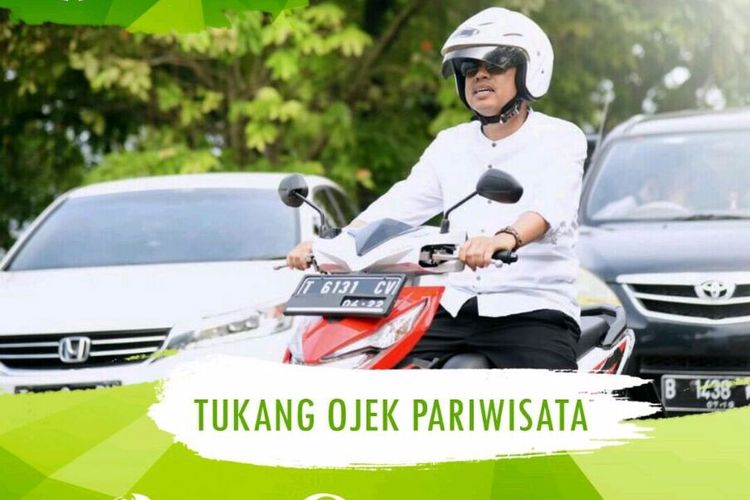 Iklan rekrutmen tukang ojek online pariwisata di Purwakarta.