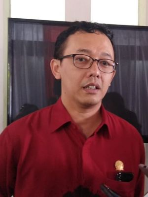 Komisioner Komnas HAM Beka Ulung Hapsara saat memberikan pernyataan pers di Gedung Komnas HAM, Jakarta, Senin (11/12/2018). 