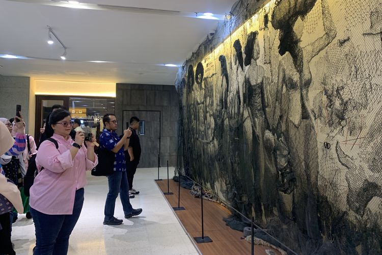 Suasana di dalam Mal Sarinah, Jakarta Pusat, dipotret di tengah perjalanan Casual Walking Tour BerKemana (bersama Kompas.com kemana) pada Sabtu (18/4/2026).