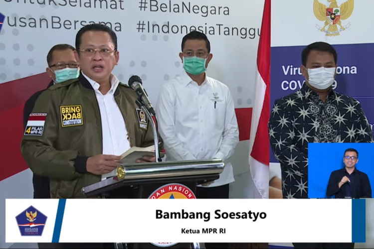 Ketua MPR Bambang Soesatyo dalam konferensi pers di Graha BNPB, Jakarta, Kamis (2/4/2020).