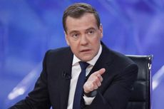 Dmitry Medvedev: Jika Crimea Diserang, Hari Kiamat Akan Tiba