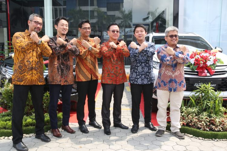 PT Dipo Internasional Pahala Otomotif ? Krakatau jadi diler ke-126 Mitsubishi di Indonesia