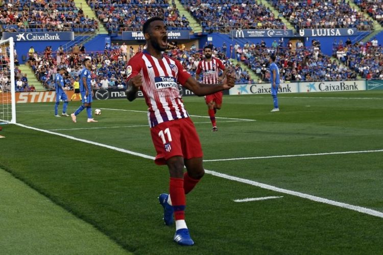 Thomas Lemar merayakan gol Atletico Madrid ke gawang Getafe pada pertandingan La Liga Spanyol di Colosseum Alfonso Perez, 22 September 2018. 