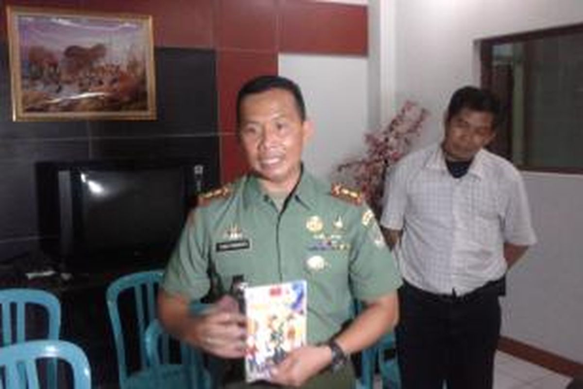 Komandan Kodim 0501 Jakarta Pusat Letnan Kolonel Infanteri Yudi Pranoto, saat berbicara kepada wartawan, di Kodim 0501 Jakpus, Kamis (5/6/2014).