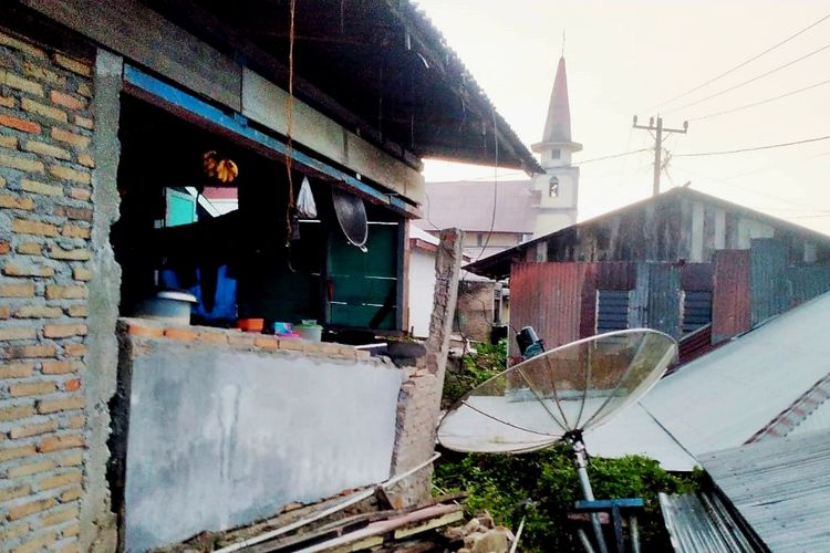 Gempa magnitudo 6,0 SR mengguncang Kabupaten Taput, Sumatera Utara pada Sabtu (1/10/2022) dini hari