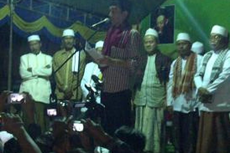 Saat Jokowi menyampaikan pidato di Ponpes Babussalam, Kecamatan Pagelaran, Kabupaten Malang, Jawa Timur. Jumat (27/6/2014).