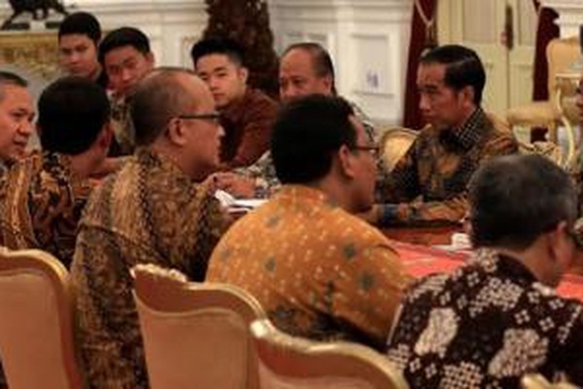 Tim lomba mobil hemat energi sowan ke Istana Negara