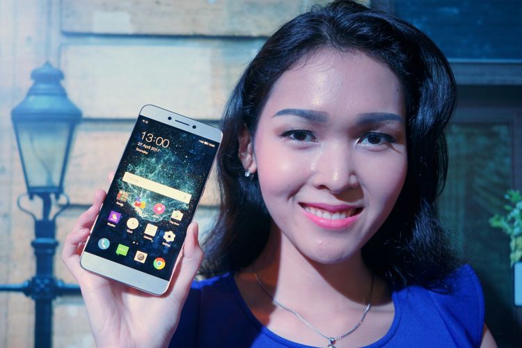 Cool Dual, smartphone dengan dual camera                               