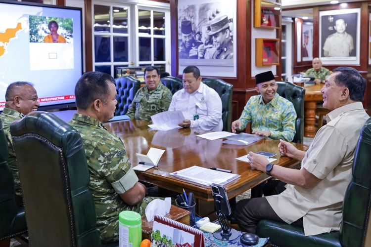 Raja Juli Setujui Batalyon TNI Bisa Dibangun di Kawasan Hutan