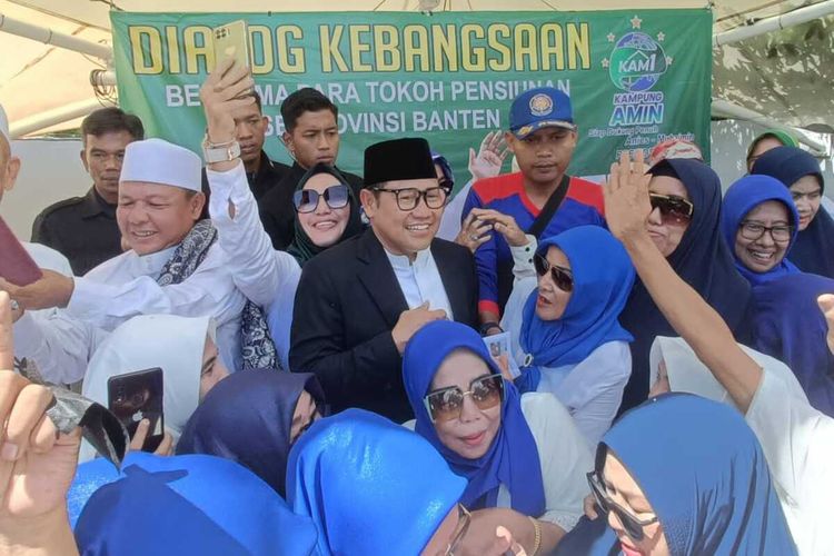 Muhaimin Iskandar saat menghadiri acara 'Titip Gus' di Kota Serang, Banten,Jumat (2/2/2024).