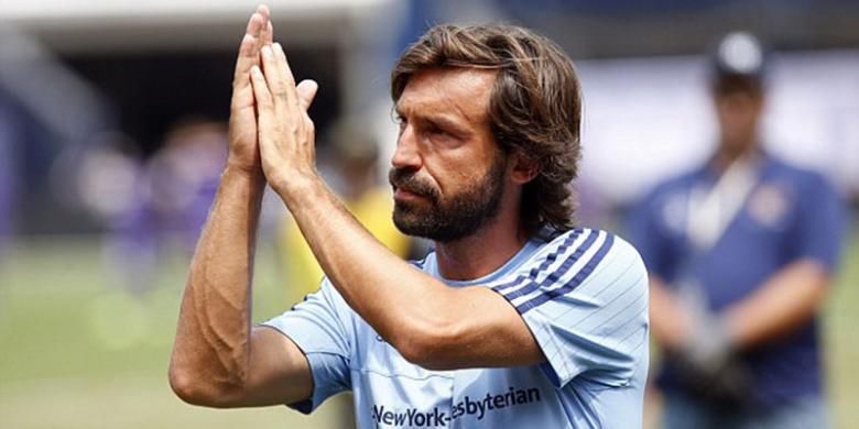 Andrea Pirlo lakoni debut di MLS saat New York City FC berhadapan dengan Orlando City, Minggu (26/7/2015). 