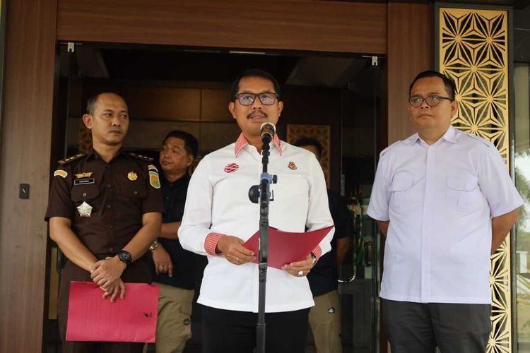 Kepala Kejaksaan Tinggi Banten Didik Farkhan Alisyahdi menyebut perkara atas nama Muhyani dihentikan dan berkasnya tidak akan dilimpahkan ke pengadilan.