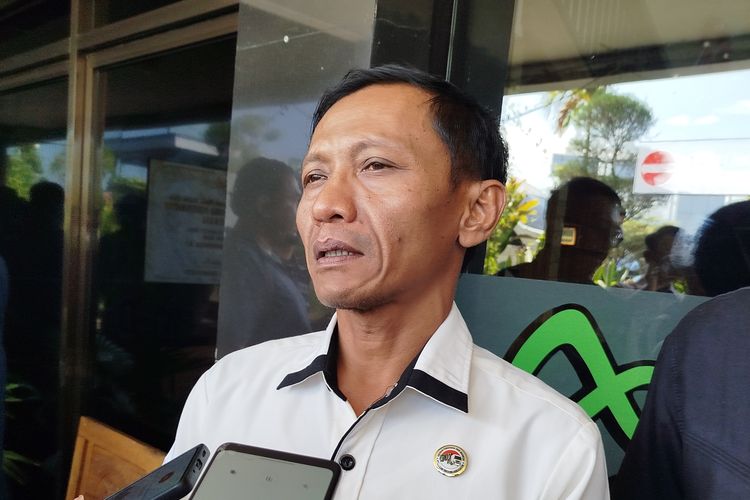 Ketika Sopir Logistik Tagih Solusi Atas Kemacetan Berulang di Pelabuhan Ketapang