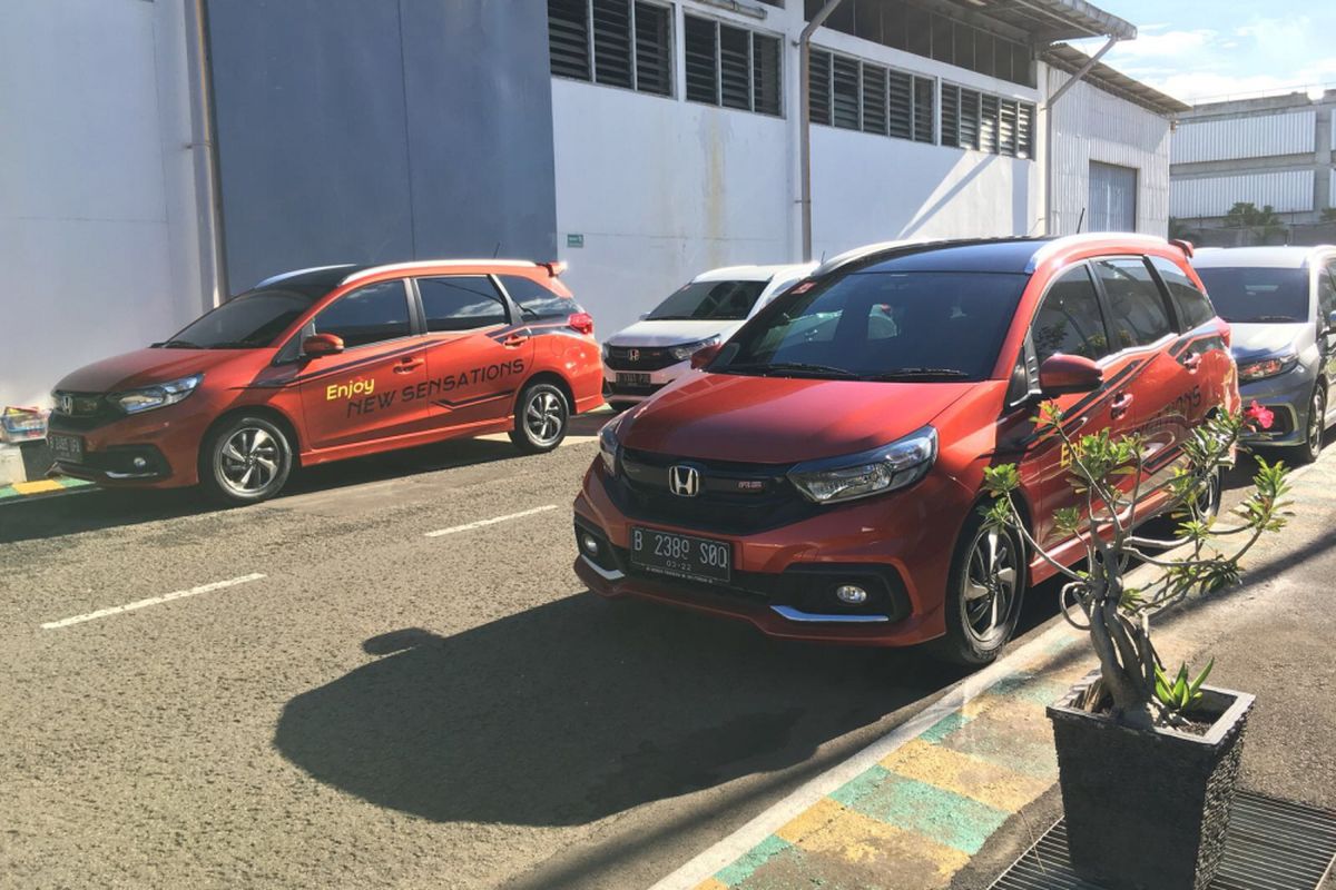 Lomba Irit Honda Mobilio