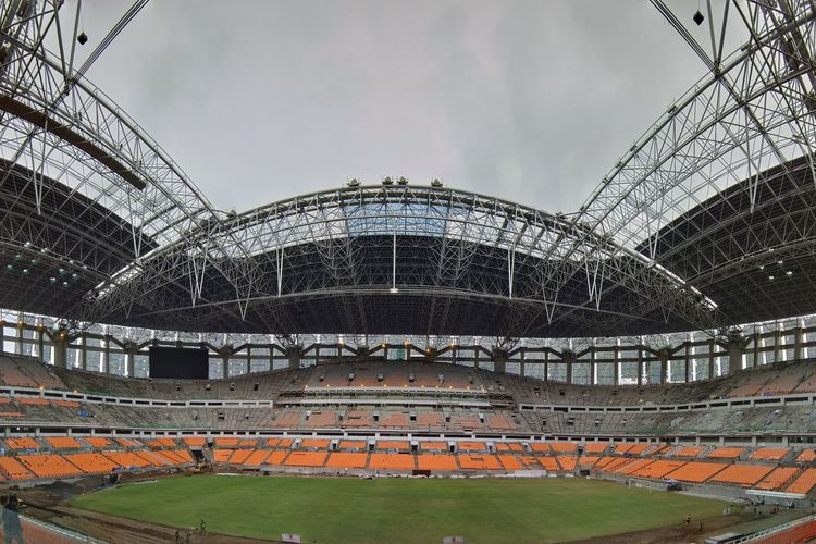 Tampak dalam Jakarta International Stadium pada Selasa (18/1/2022).