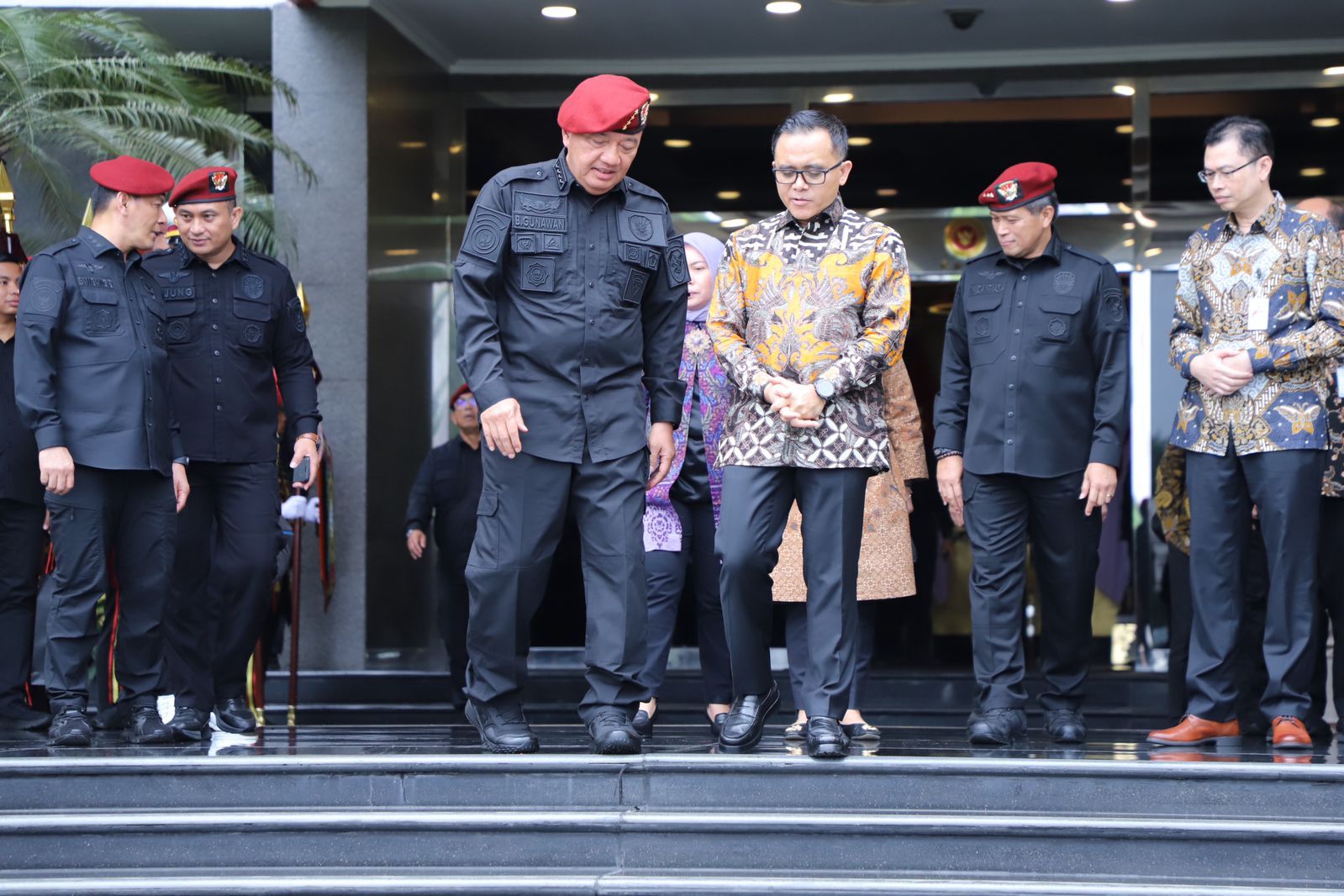 Menpan-RB Sebut ASN Bakal Bisa Isi Jabatan di TNI-Polri