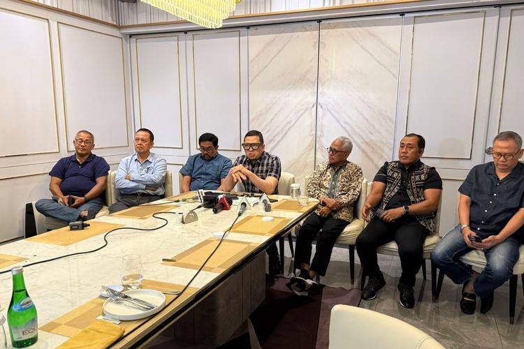 DPR Claims It Never Discussed Gibran's Nomination Article, Process of Inclusion in PKPU Remains Mysterious