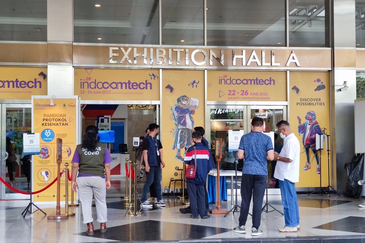 Pintu masuk Hall A pada pameran Indocomtech 2022 yang digelar di Jakarta Convention Center (JCC).