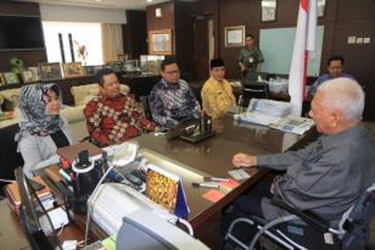 Gubernur Kaltim Awang Faroek Ishak curhat permasalahan Kaltim di depan wakil MPR RI Mahyuddin