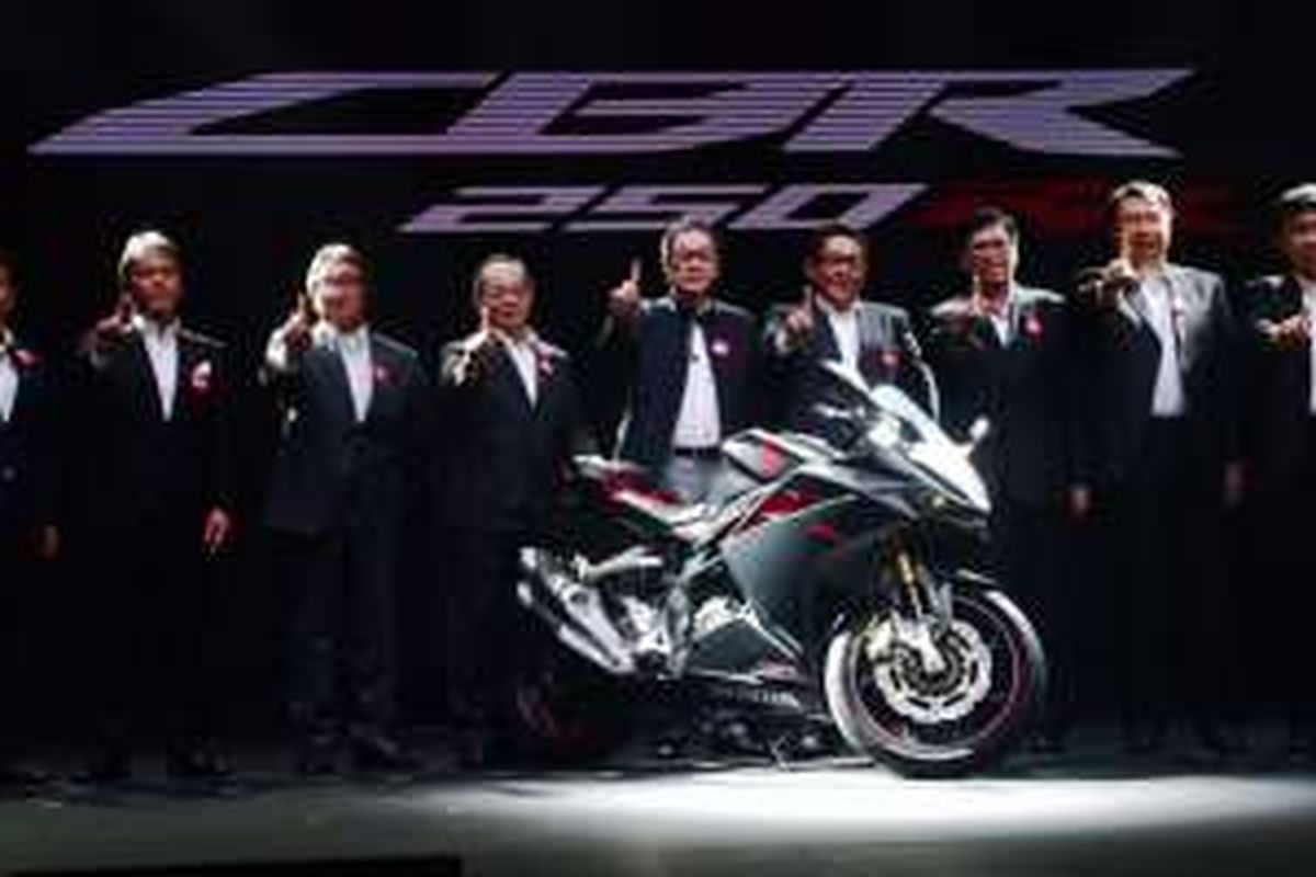 Masa penantian Honda CBR250RR usai sudah dengan meluncurnya model ini dengan status World Premiere.