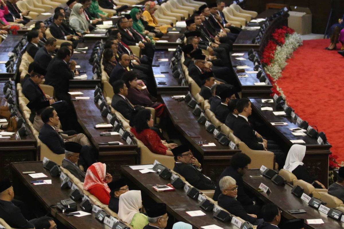 Suasana sidang tahunan Majelis Permusyawaratan Rakyat Republik Indonesia Tahun 2018 di Kompleks Parlemen, Senayan, Jakarta, Kamis (16/8/2017). Presiden Joko Widodo menyampaikan pidato, yakni pidato kenegaraan dalam rangka Hari Ulang Tahun RI ke 73.

