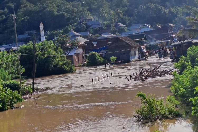 Banjir Bandang dan Tanah Longsor di Kabupaten Sumbawa 