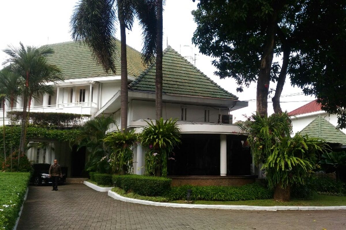 Rumah dinas Gubernur DKI Jakarta di Jalan Taman Suropati, Menteng, Jakarta Pusat, Rabu (22/11/2017).