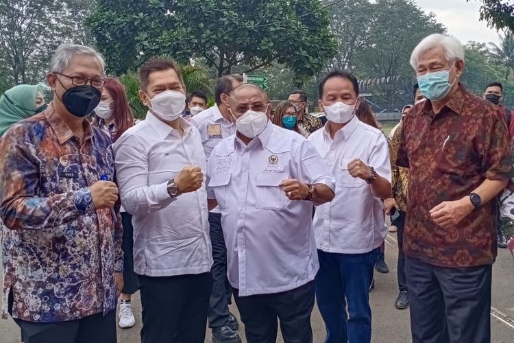 Komisi III DPR RI saat melakukan kunjungan spesifik (kunspek) ke Lapas IIA khusus Wanita Tangsel, Kamis (17/6/2021).
