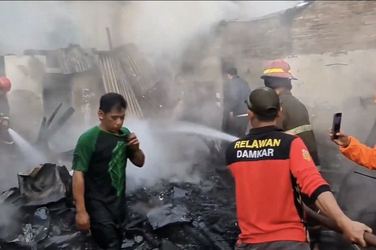Delapan Rumah Hangus Terbakar di Wonosobo, 28 Warga Mengungsi