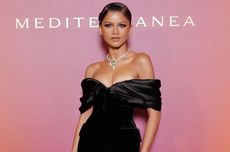 Gaya Glamor Zendaya Berbalut Gaun ala Old Hollywood