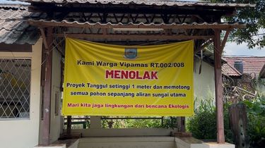 Warga Villa Pamulang Mas Tangsel Tolak Tanggul, Khawatir Penebangan Pohon Perparah Banjir