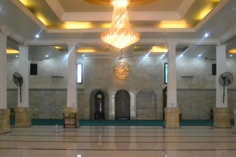 Masjid Jami Al Anwar di Rawa Bunga, Jatinegara, Jakarta Timur.