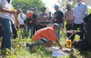 Geram, Keluarga Remaja yang Dibunuh dan Diperkosa Sopir Truk ...