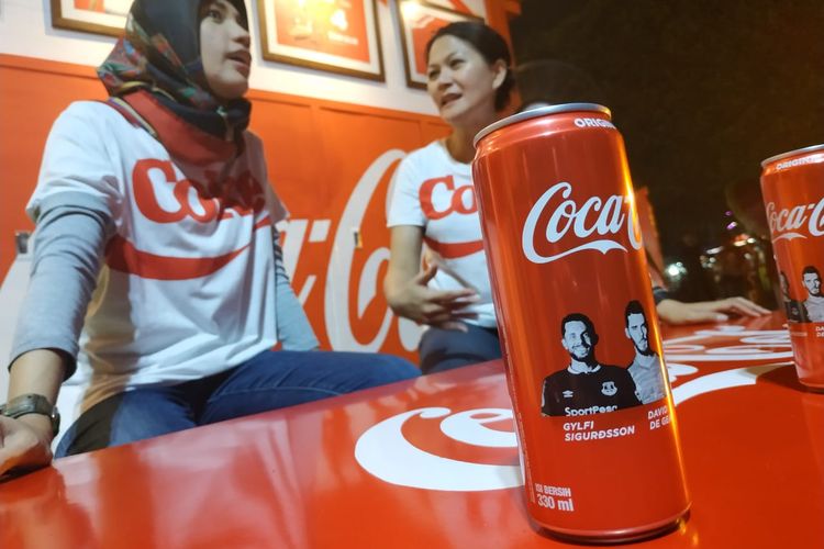 Coca Cola kemasan khusus Premier League.