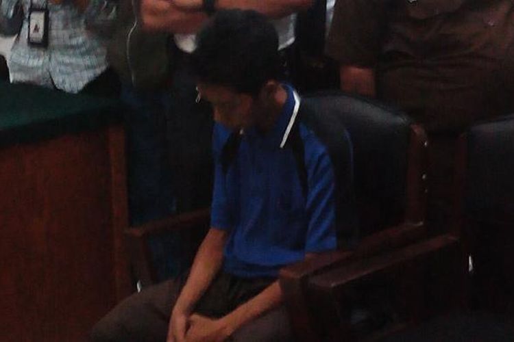 Roymardo Sah Siregar, terdakwa pembunuh dosen UMSU divonis hakim PN Medan dengan hukuman seumur hidup, Selasa (31/1/2017)