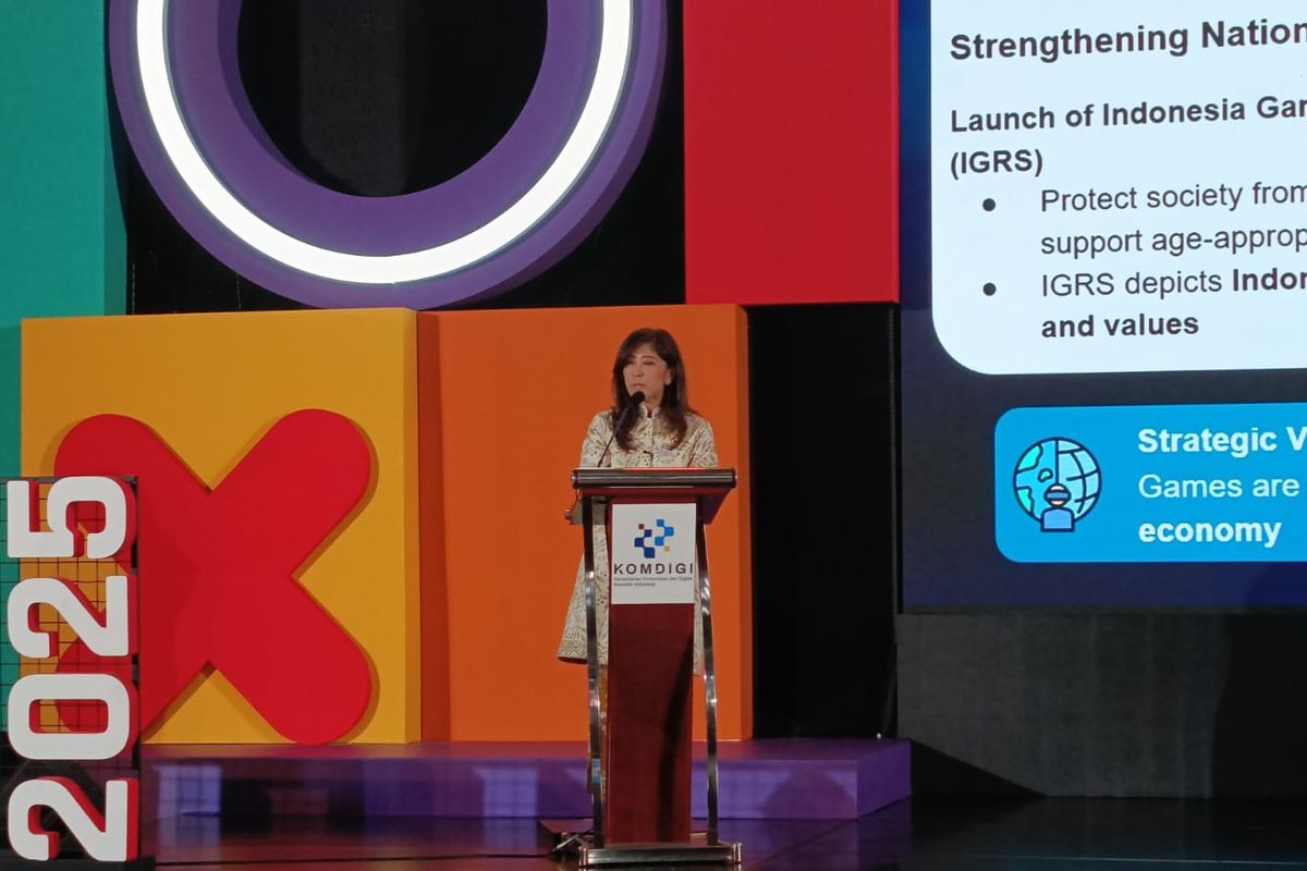 Menteri Komunikasi dan Digital RI, Meutya Hafid saat hadir dalam acara IGDX, di Kuta, Kabupaten Badung, Bali Sabtu (11/9/2025). 