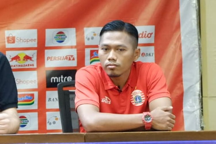 Bek kiri Persija Jakarta, Tony Sucipto.