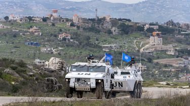 Tentara UNIFIL Perancis Tewas, Presiden Macron Langsung Hubungi Presiden-PM Lebanon
