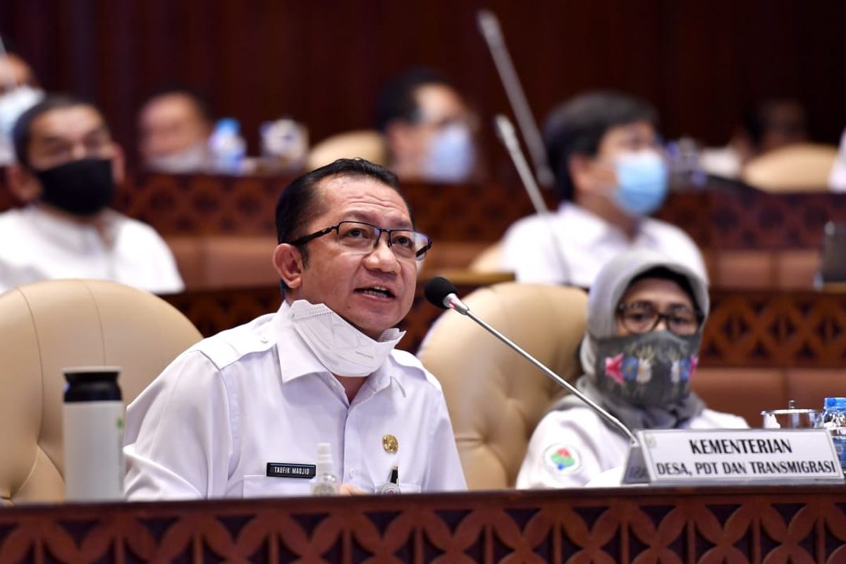 Sekretaris Jenderal Kemendes PDTT Taufik Madjid 