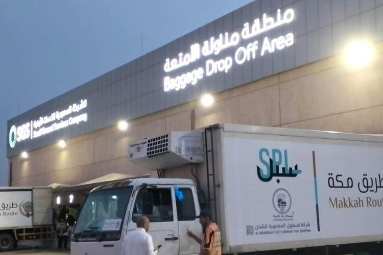 Cerita di Balik Tibanya Bagasi Jemaah, Tingginya Ketelitian Petugas Bagasi Bandara