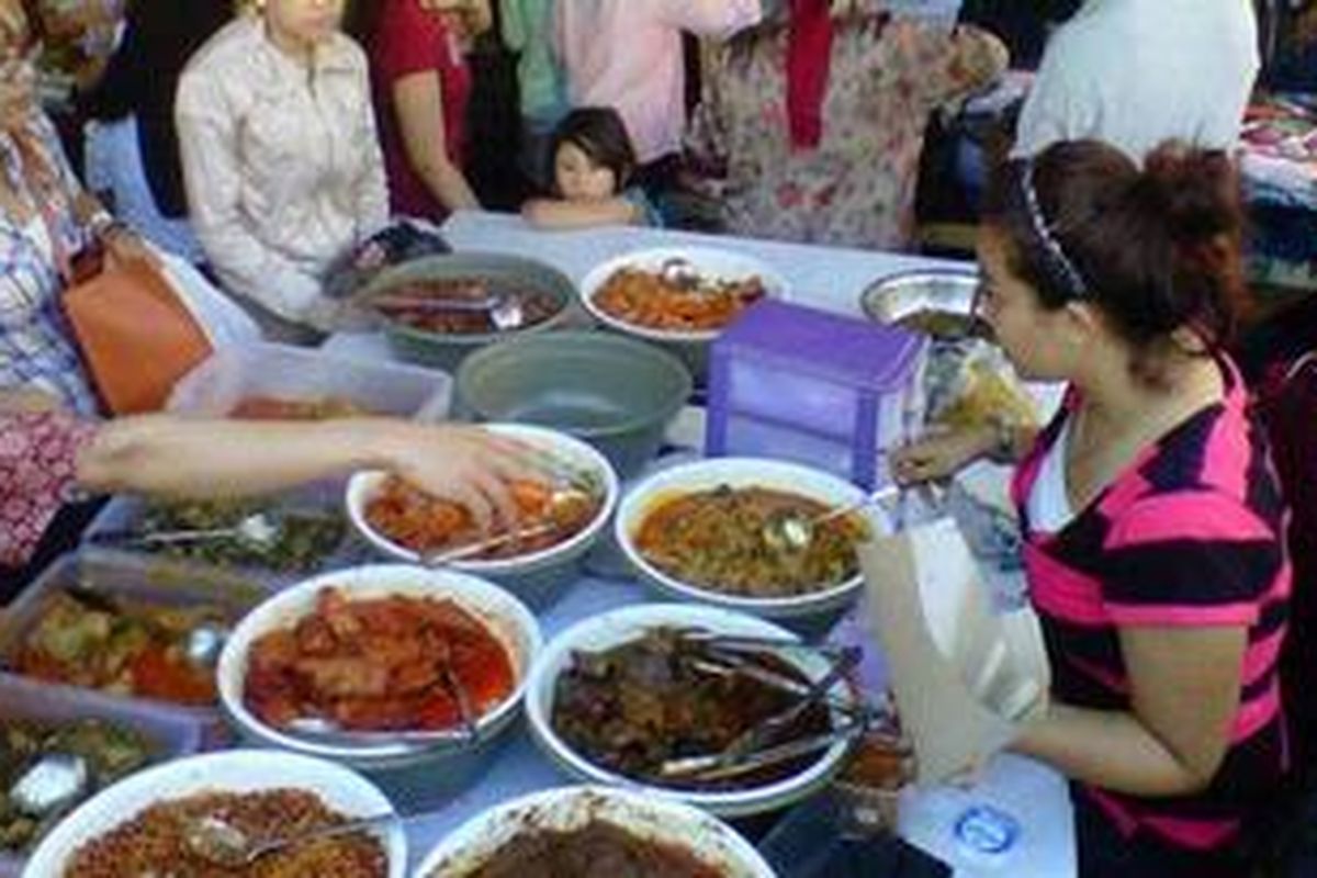 Berburu takjil di Jakarta
