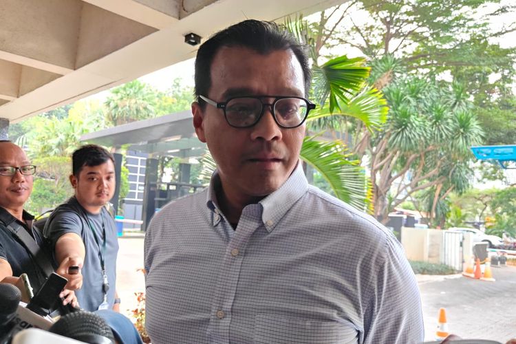 Gubernur Lembaga Ketahanan Nasional (Lemhannas) Andi Widjajanto ditemui di Gedung High End, Jakarta Pusat, Rabu (11/10/2023).