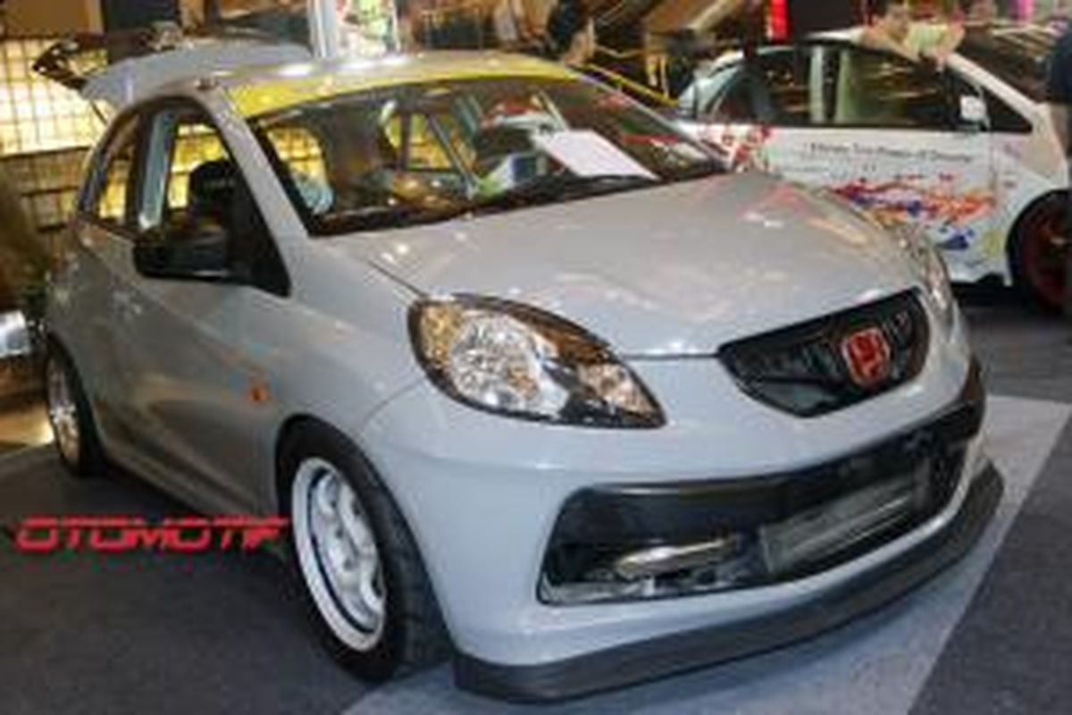 Honda Brio 1.3L Andre Rusli mendapatkan gelar 