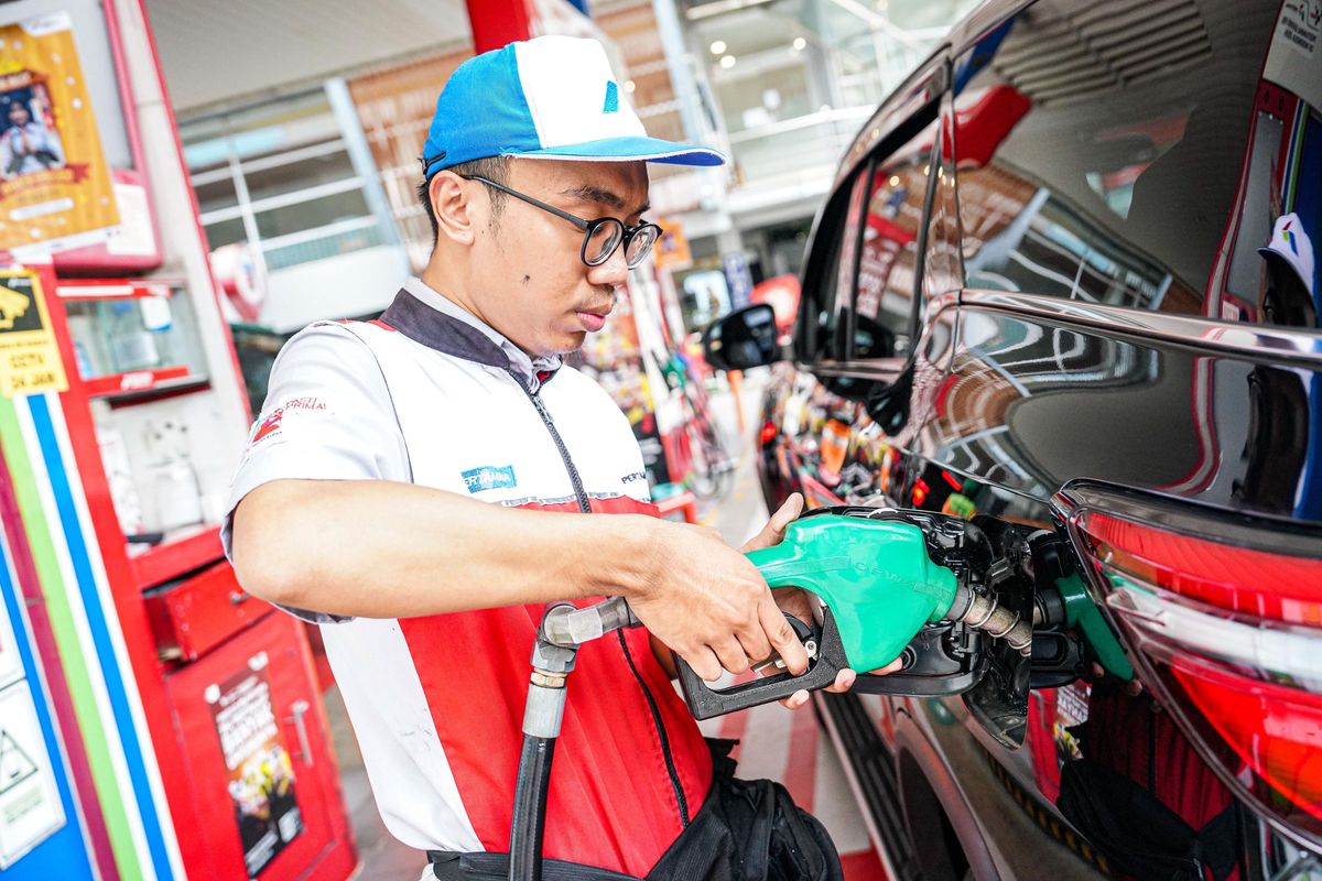 Pertamina Patra Niaga menghadirkan promo spesial ?Lebih Hemat Rp 300 per Liter? untuk produk Pertamina Dex di seluruh SPBU selama periode 18-31 Agustus 2025.
