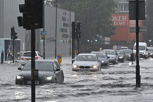 Banjir di London Membuat Layanan Gawat Darurat Rumah Sakit Ditutup