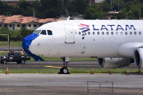 Insiden Pesawat Latam Airlines Masih Diselidiki
