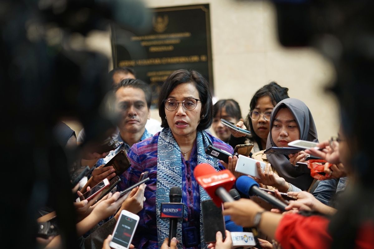 Menteri Keuangan Sri Mulyani Indrawati seusai menyampaikan pokok-pokok kebijakan fiskal tahun anggaran 2020 dalam Rapat Paripurna ke 17 DPR, di Kompleks Parlemen, Senayan, Jakarta, Senin (20/5/2019).