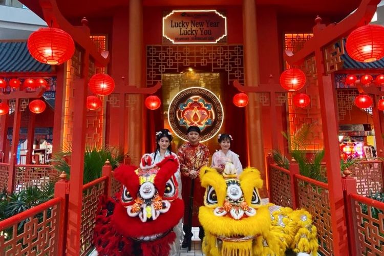 Dekorasi Imlek di Mal Ciputra Jakarta